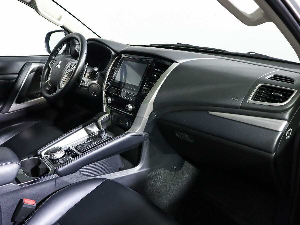 Mitsubishi Pajero Sport, 2021 - 35 193 км. | Фото №8