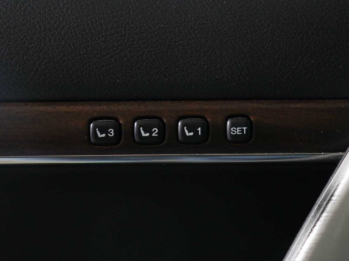 Toyota Land Cruiser, 2019 Фото №13