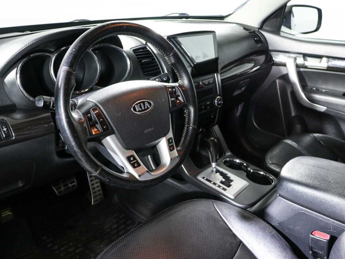 Kia Sorento, 2011 Фото №14
