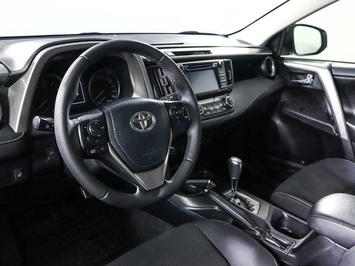 Toyota RAV4, 2016 Фото №12