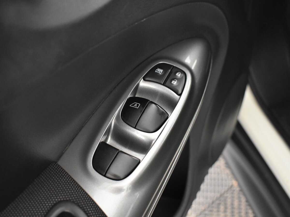 Nissan Juke, 2011 Фото №8