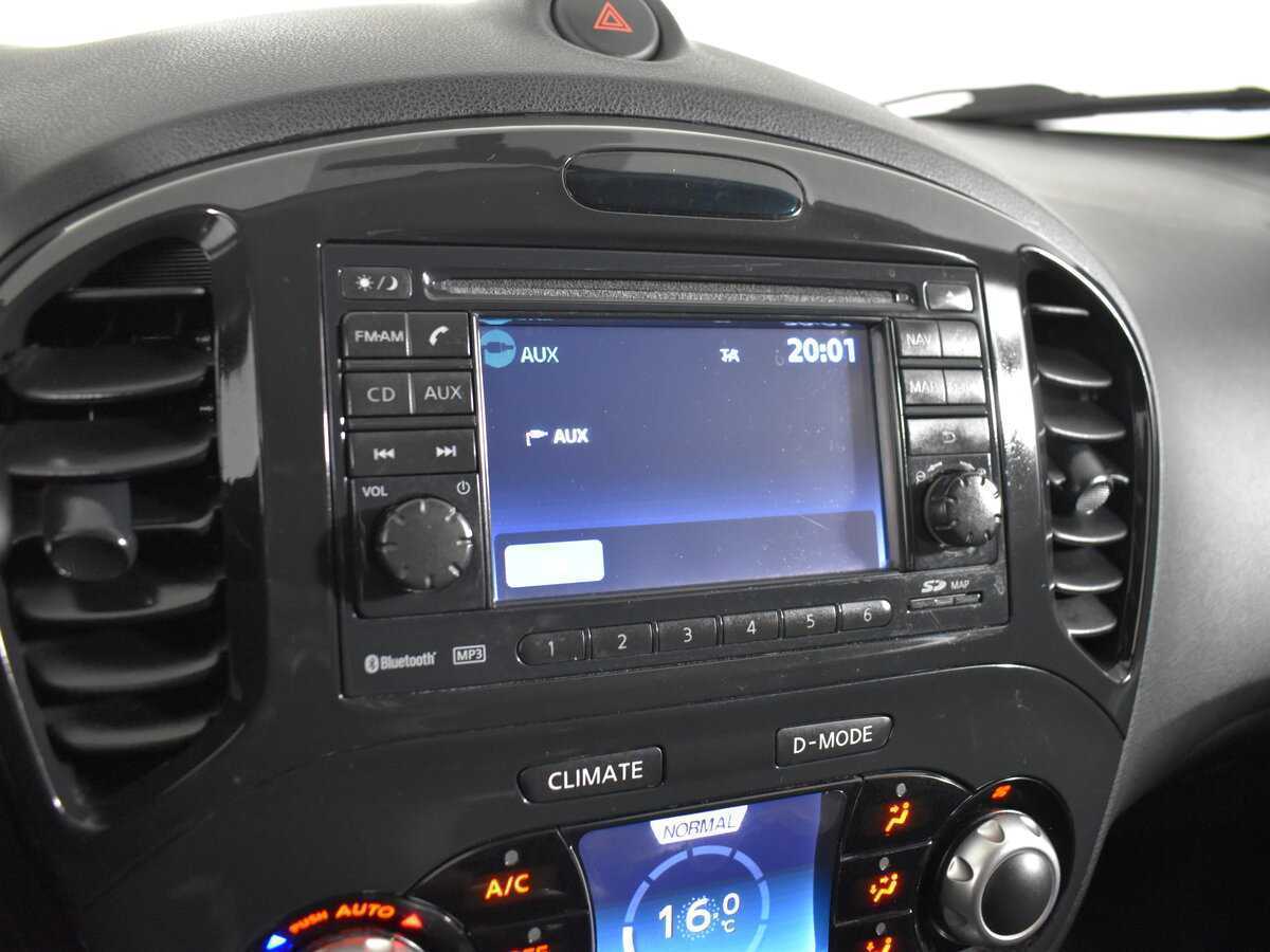 Nissan Juke, 2011 Фото №15