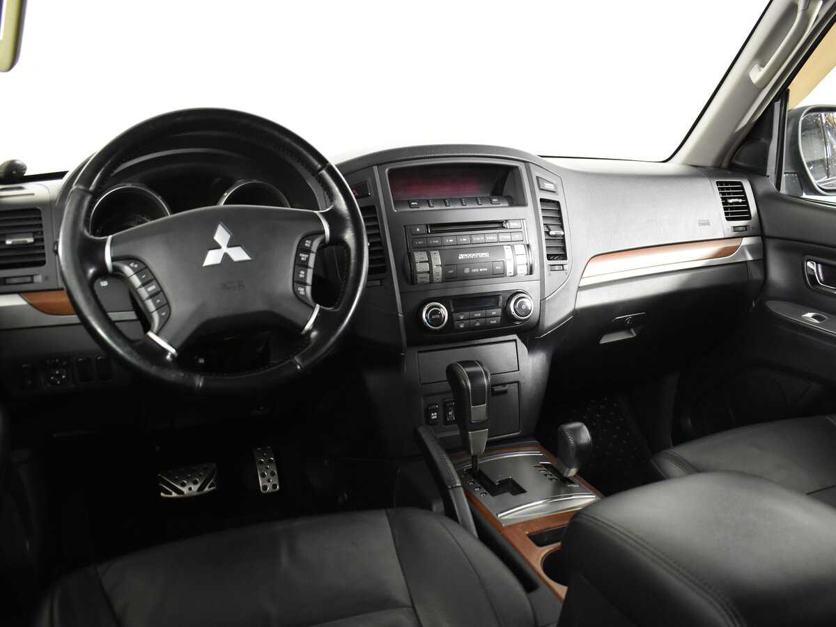 Mitsubishi Pajero, 2007 Фото №11