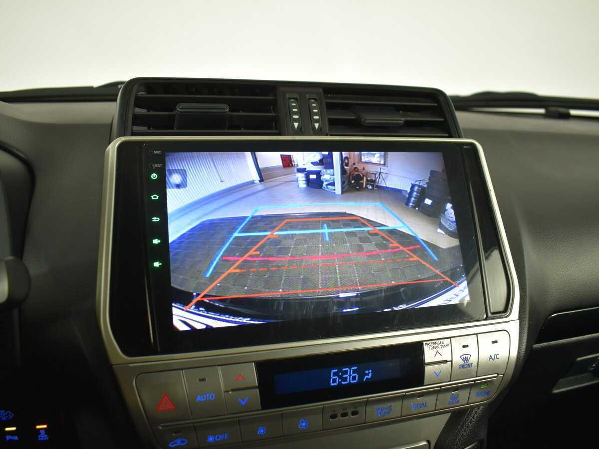 Toyota Land Cruiser Prado, 2018 Фото №21