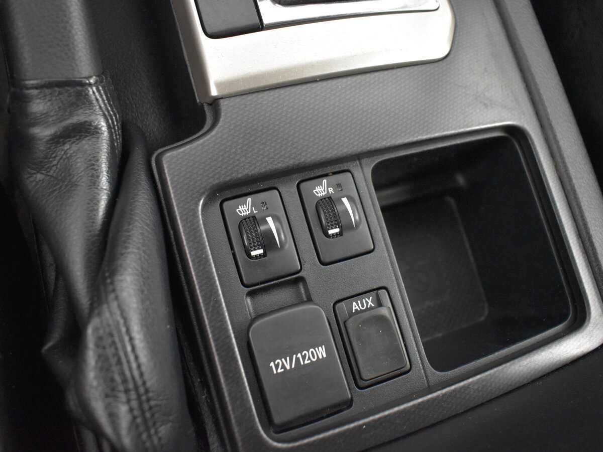Toyota Land Cruiser Prado, 2012 Фото №20