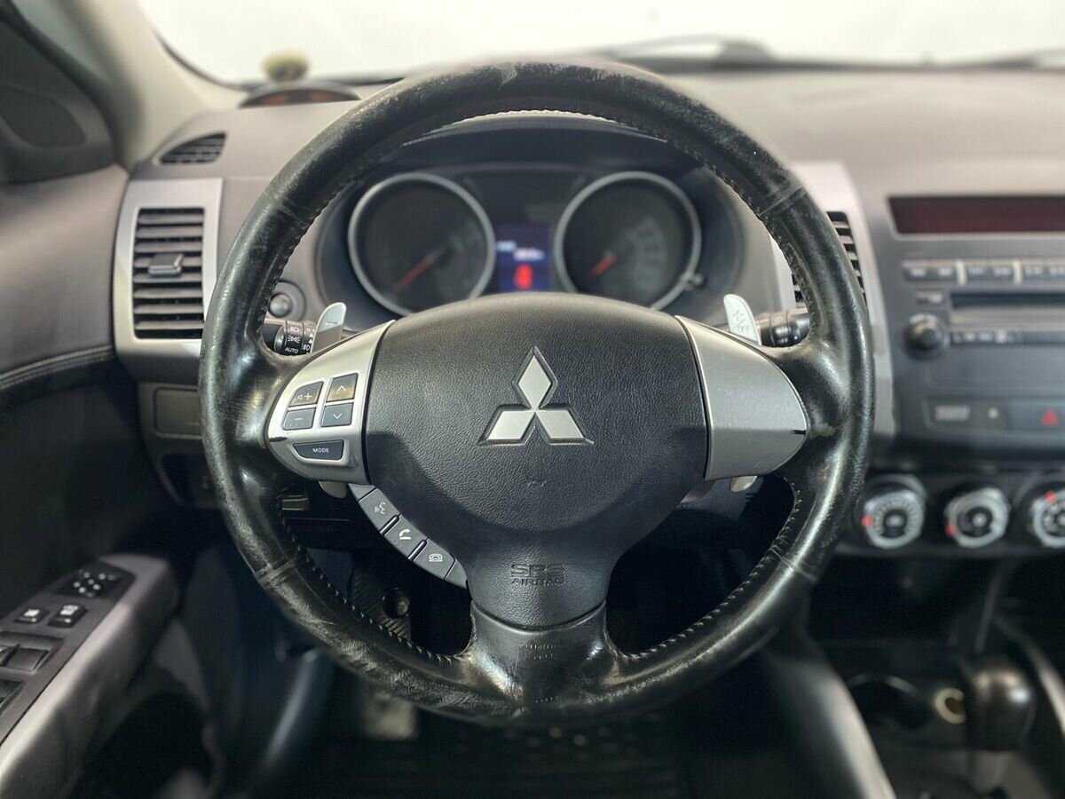 Mitsubishi Outlander, 2011 Фото №10