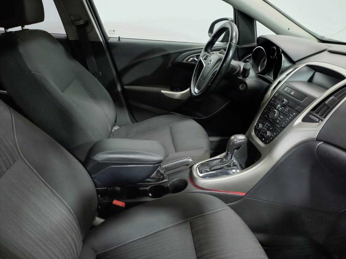 Opel Astra, 2010 Фото №10