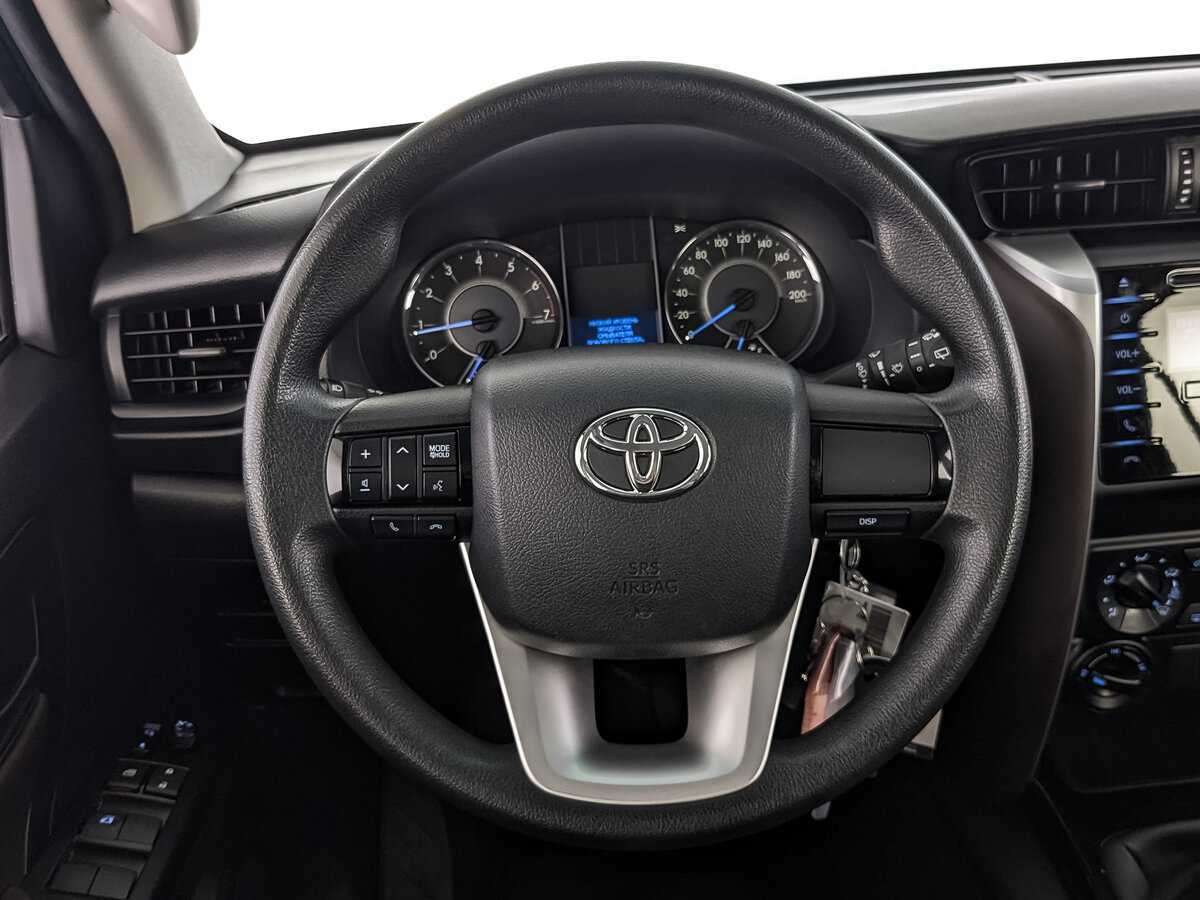 Toyota Fortuner, 2019 Фото №17