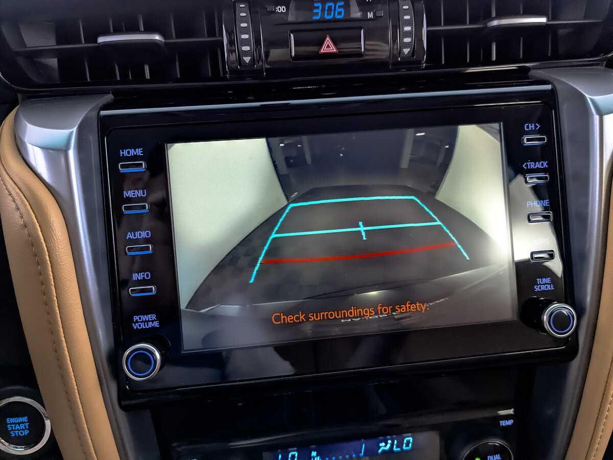 Toyota Fortuner, 2022 Фото №22