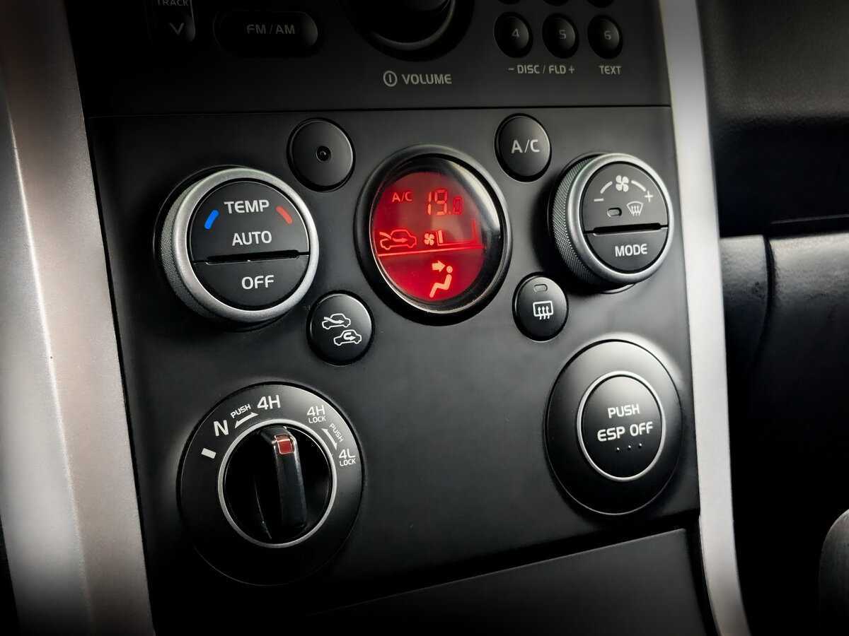 Suzuki Grand Vitara, 2010 Фото №21