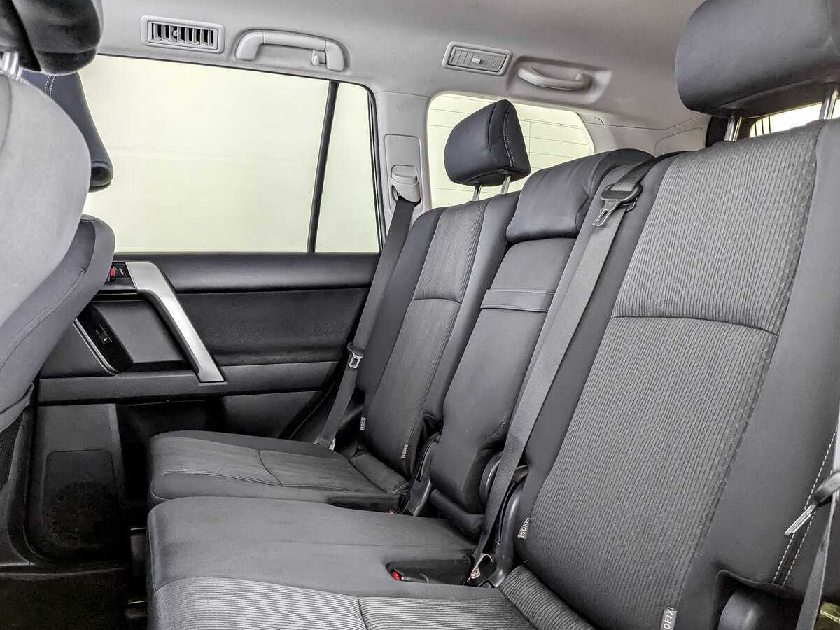 Toyota Land Cruiser Prado, 2019 Фото №10