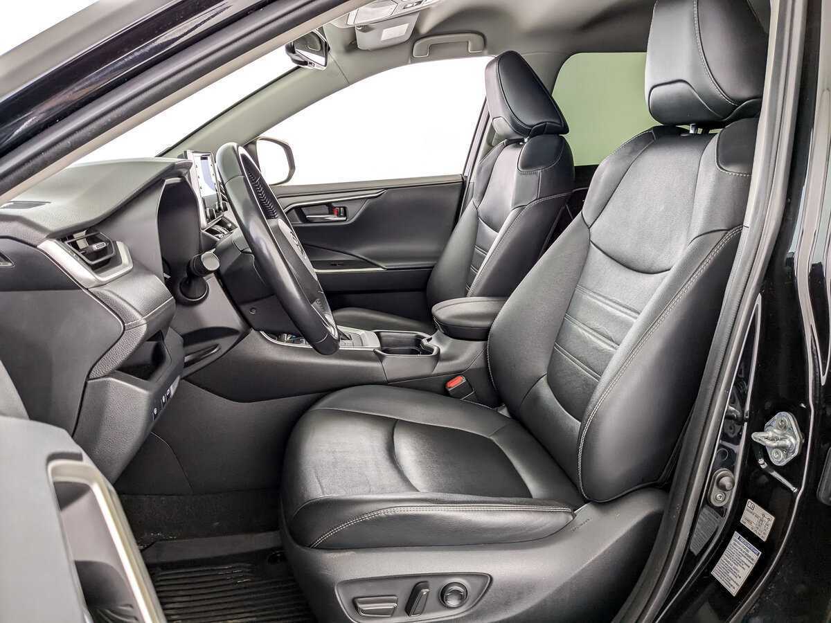Toyota RAV4, 2021 Фото №16