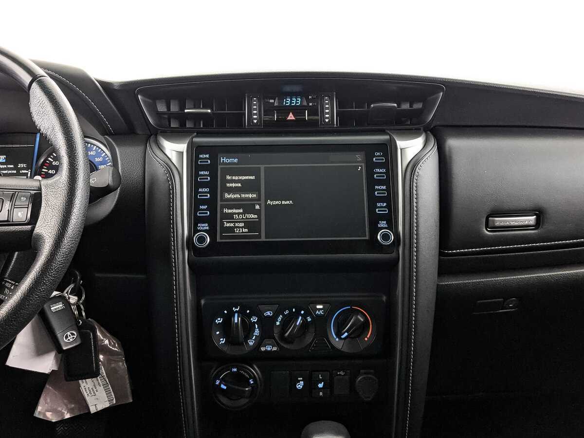 Toyota Fortuner, 2021 Фото №13