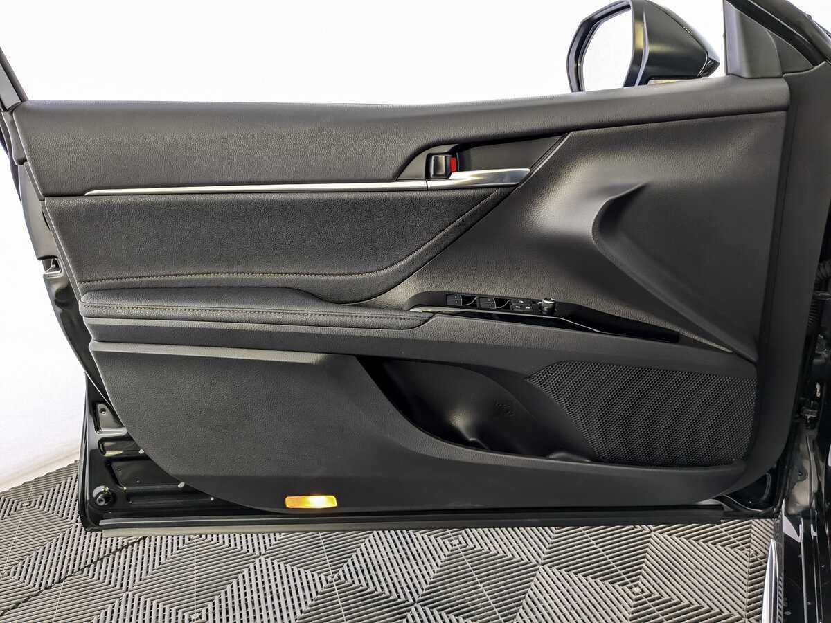Toyota Camry, 2023 Фото №15