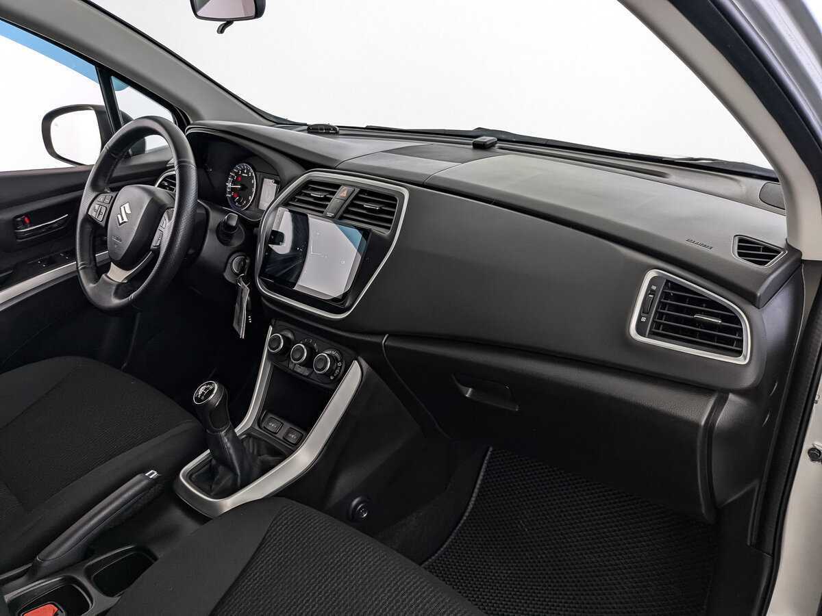 Suzuki SX4, 2018 Фото №9