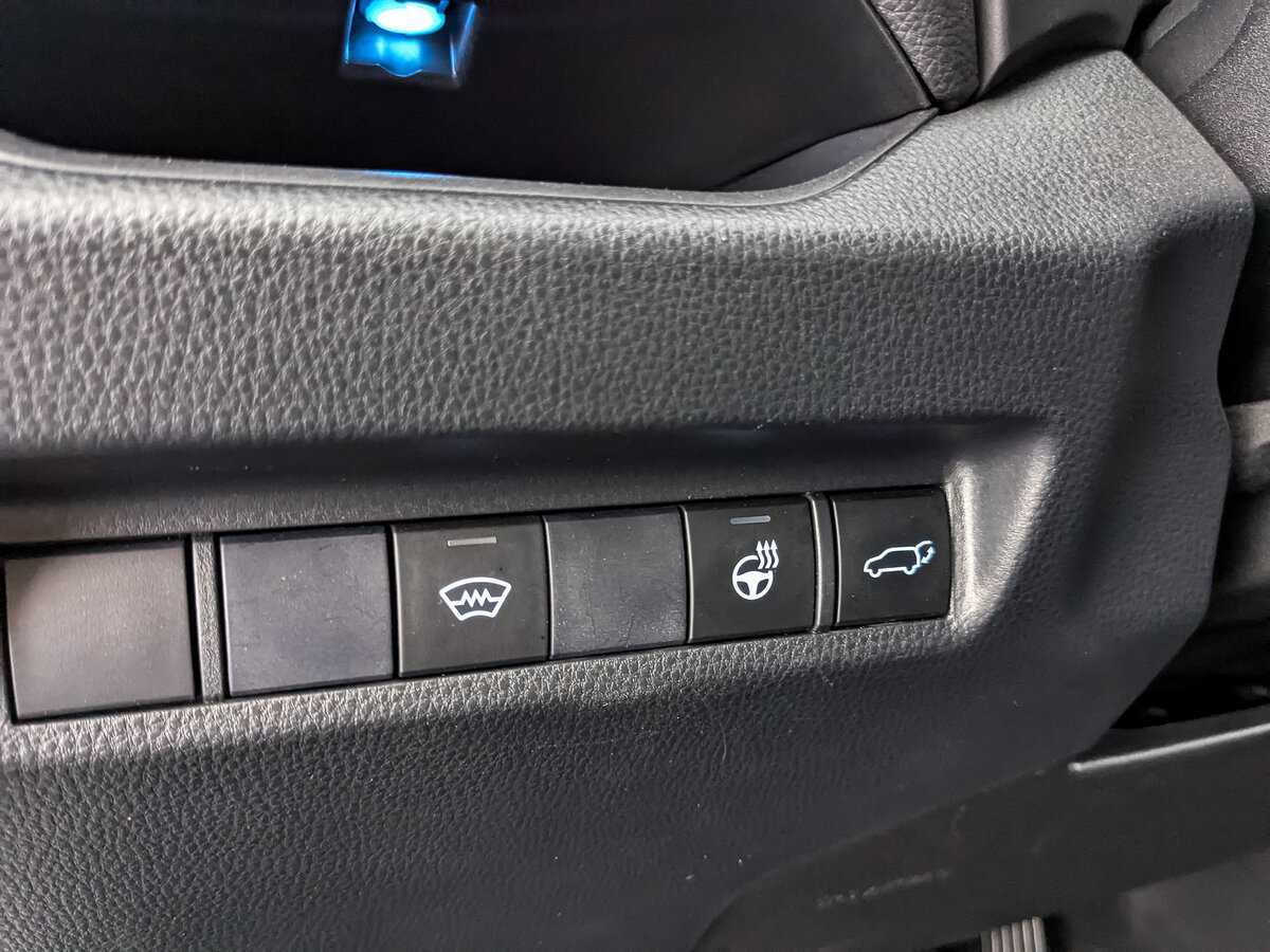 Toyota RAV4, 2021 Фото №24