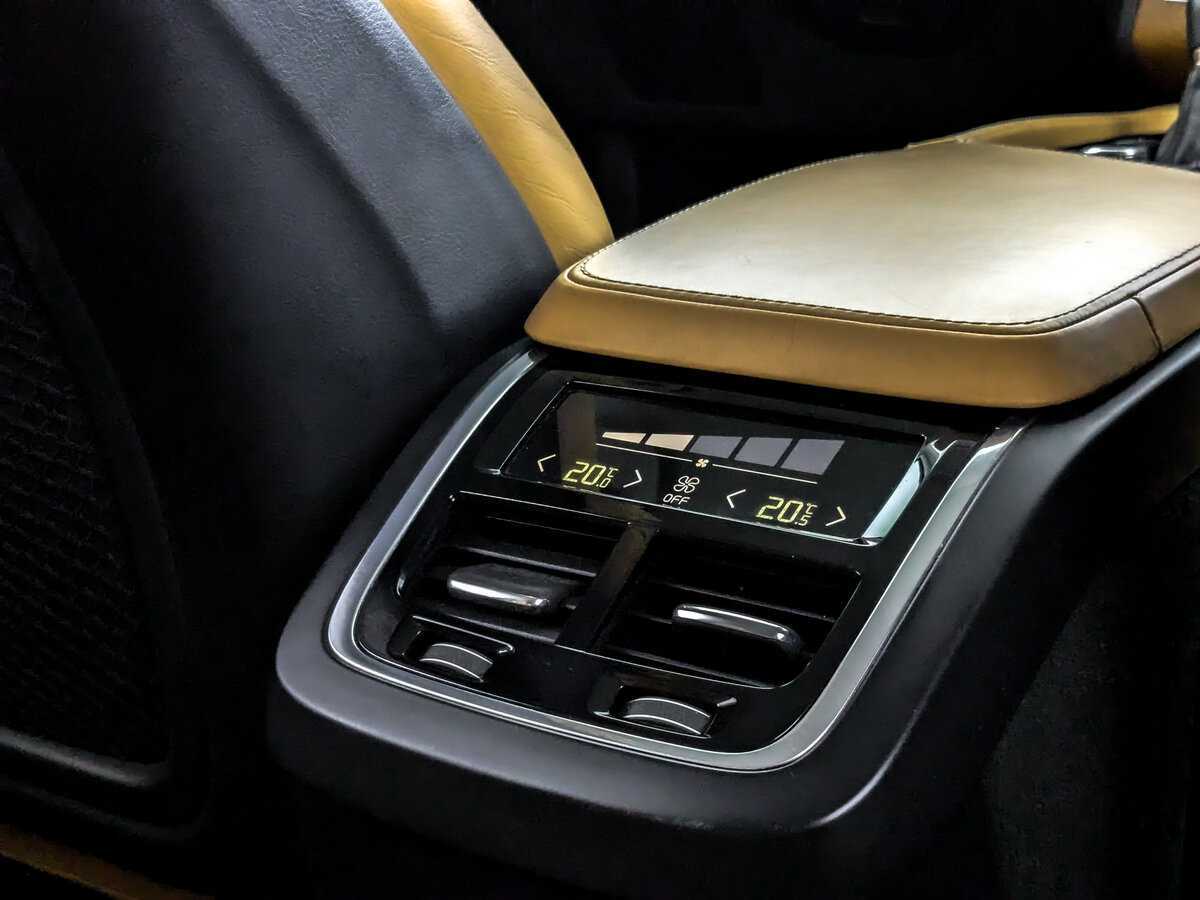 Volvo XC90, 2016 Фото №26