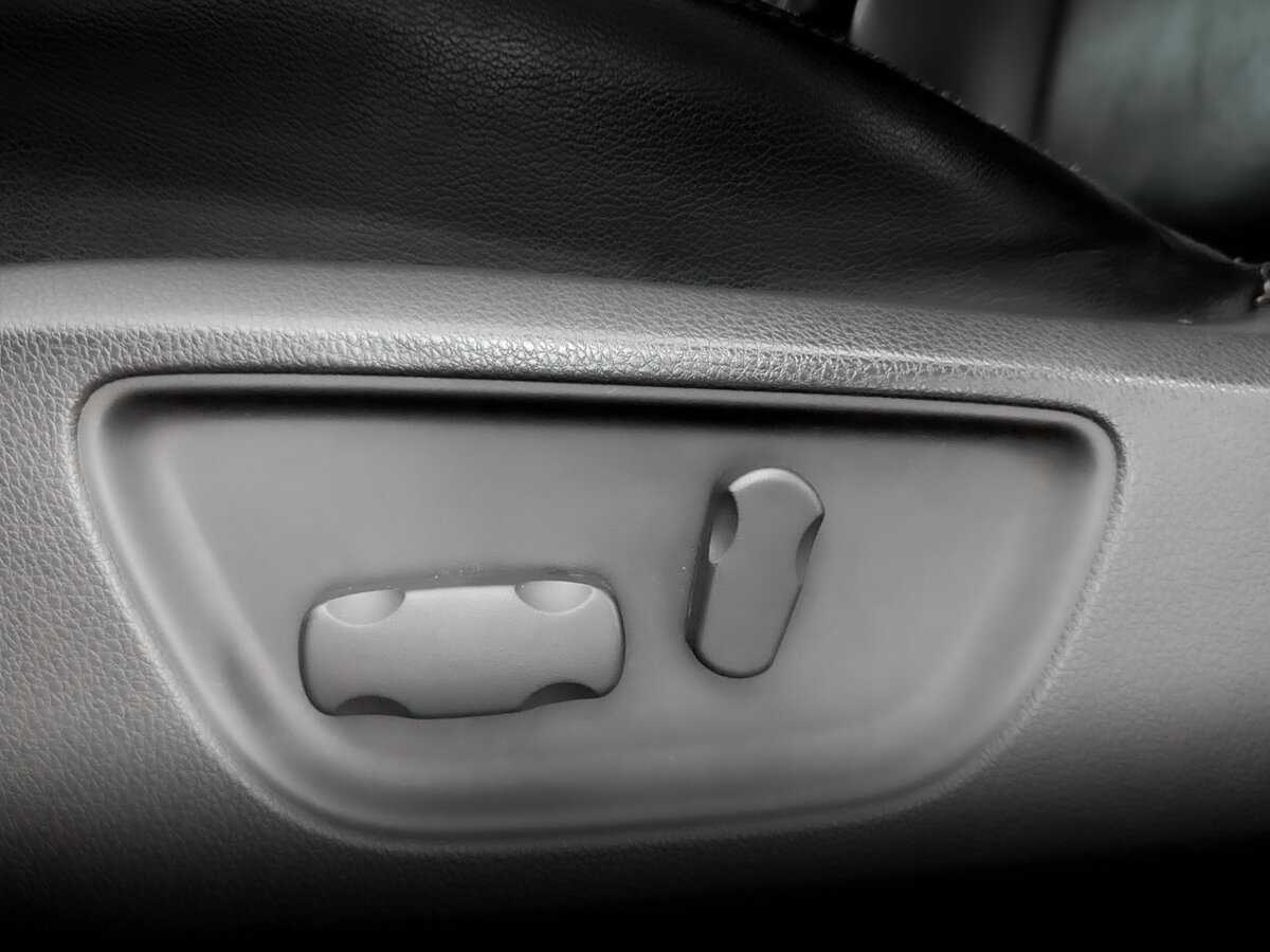 Mitsubishi Pajero Sport, 2019 Фото №17