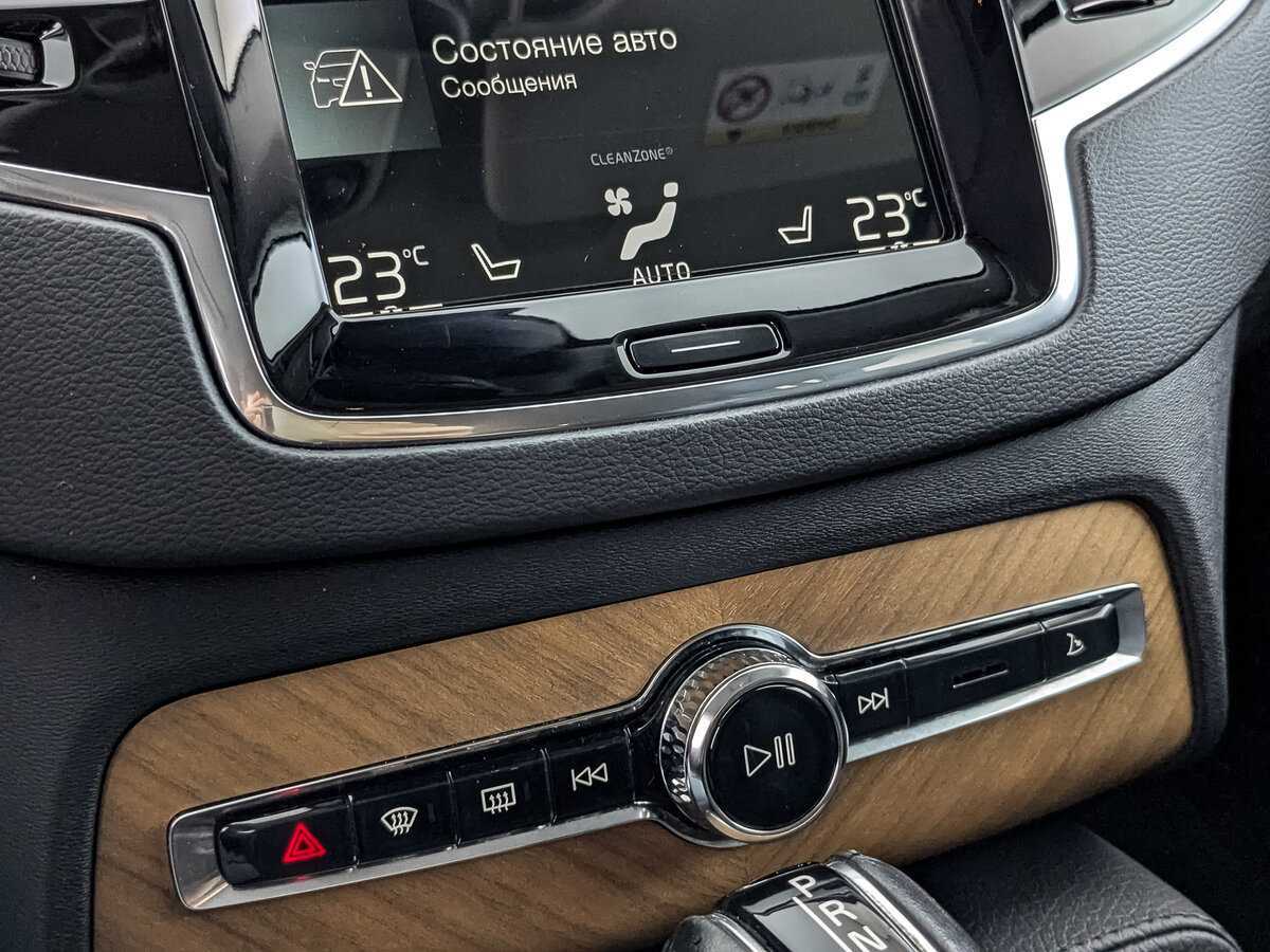 Volvo XC90, 2021 Фото №17