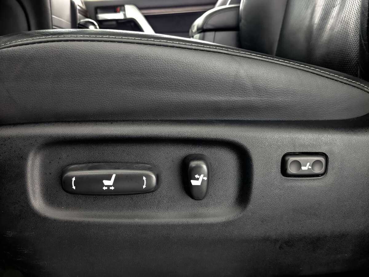 Toyota Land Cruiser, 2016 Фото №21