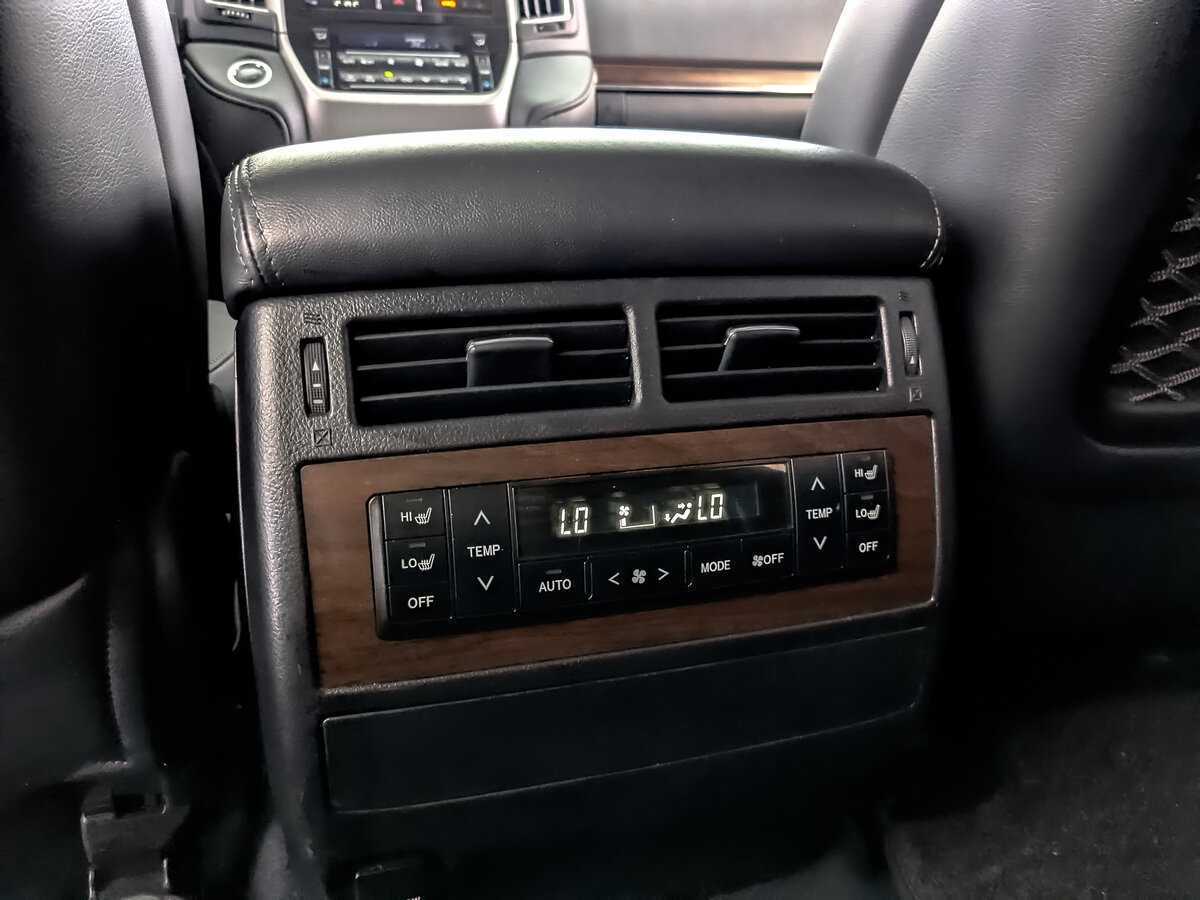 Toyota Land Cruiser, 2016 Фото №23