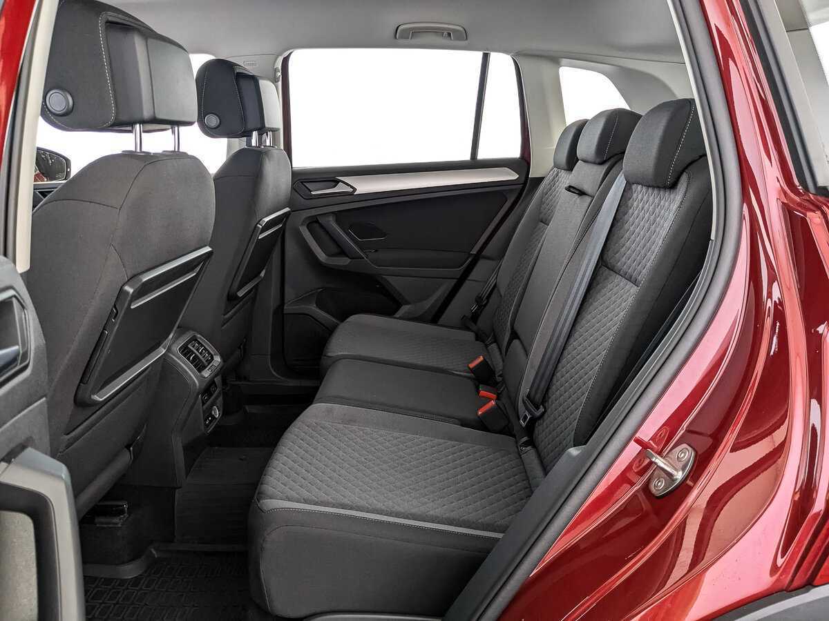 Volkswagen Tiguan, 2020 Фото №14