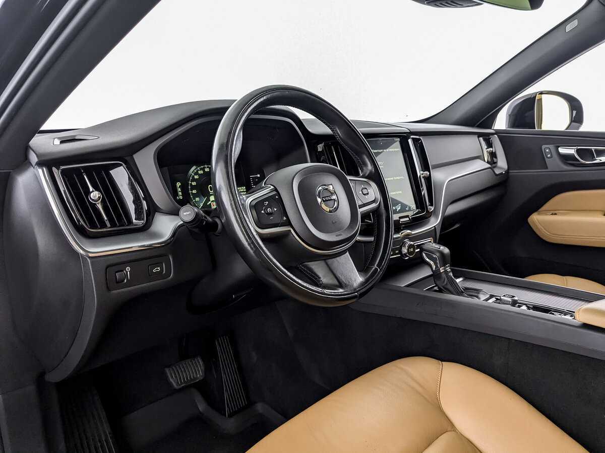 Volvo XC60, 2018 Фото №13