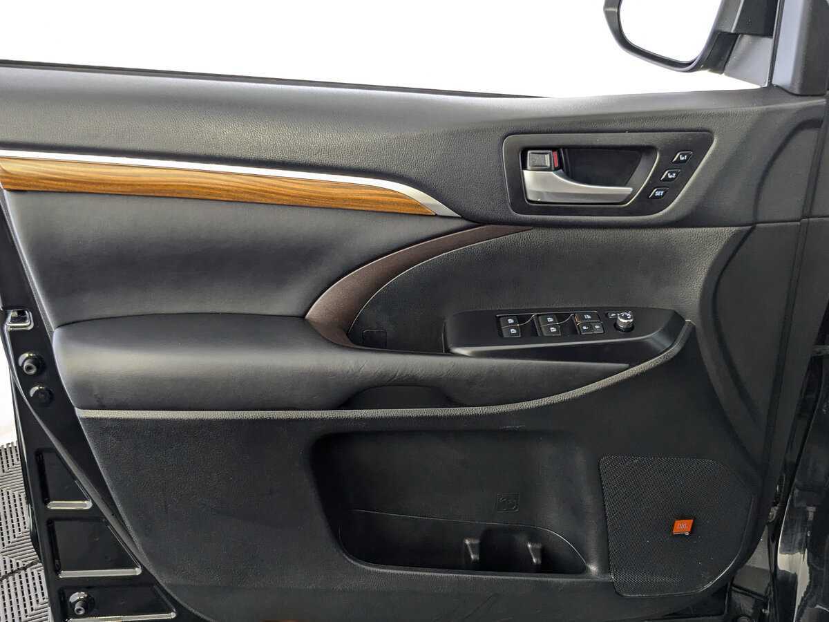 Toyota Highlander, 2017 Фото №15