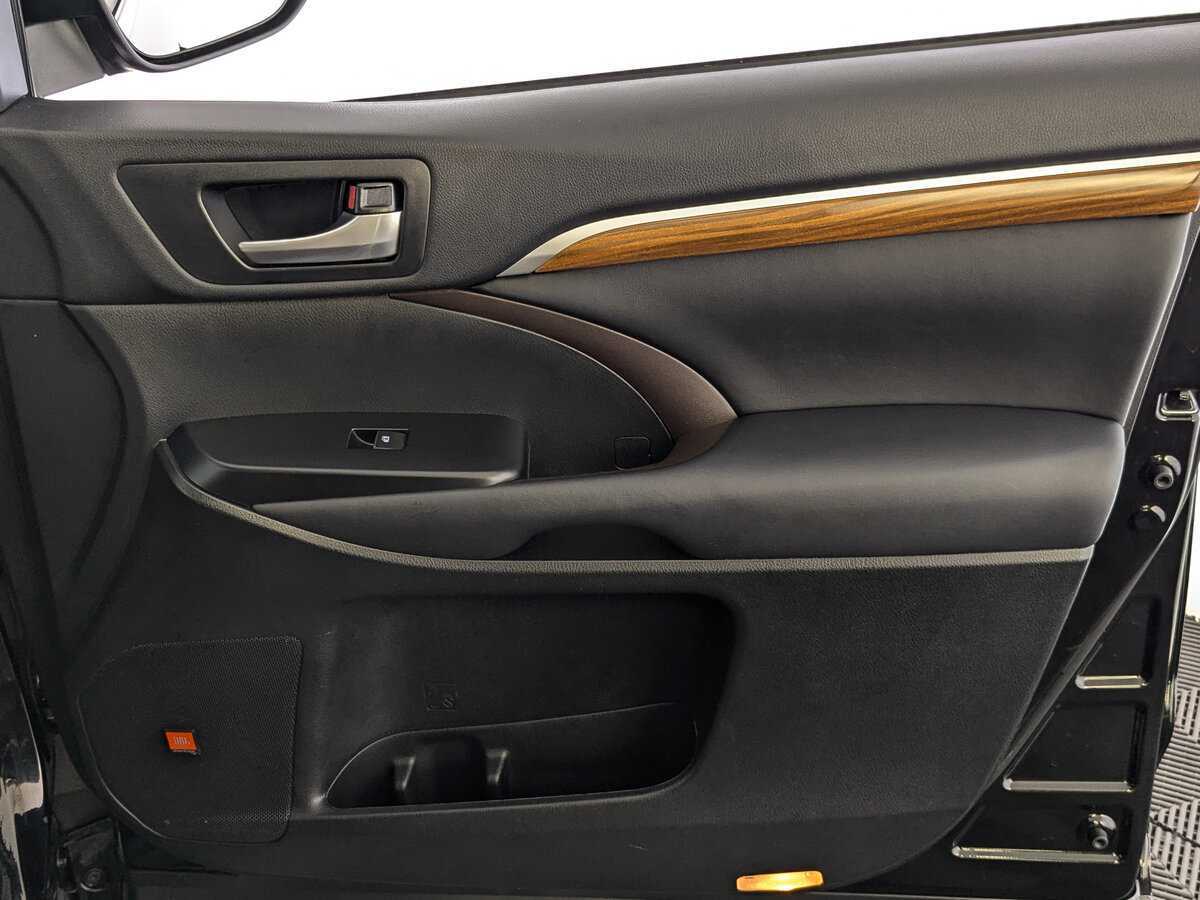 Toyota Highlander, 2017 Фото №21