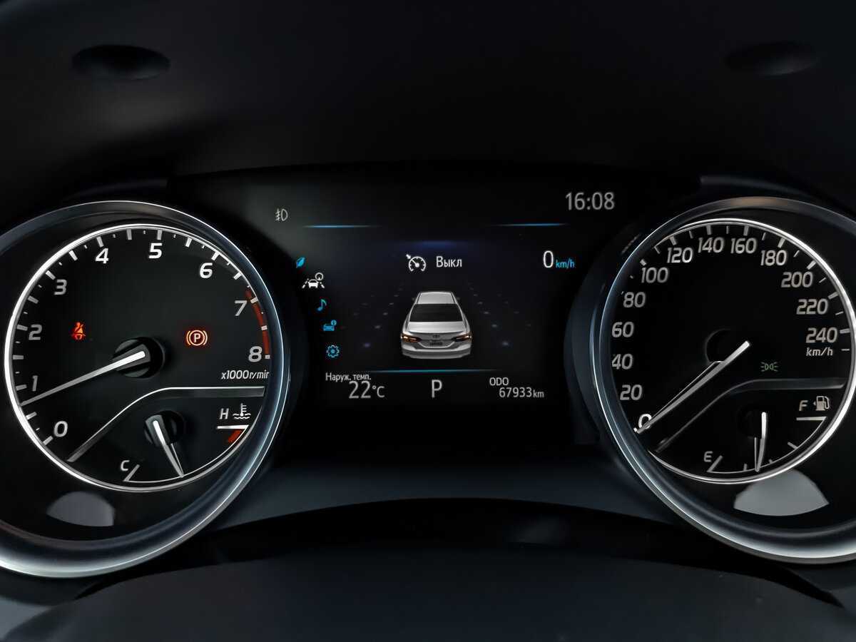 Toyota Camry, 2022 Фото №12