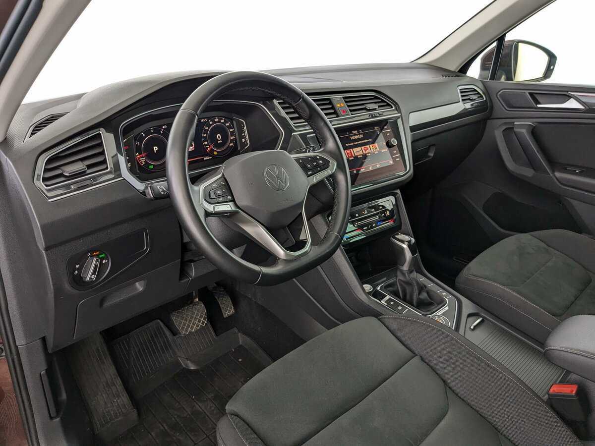 Volkswagen Tiguan, 2021 Фото №11