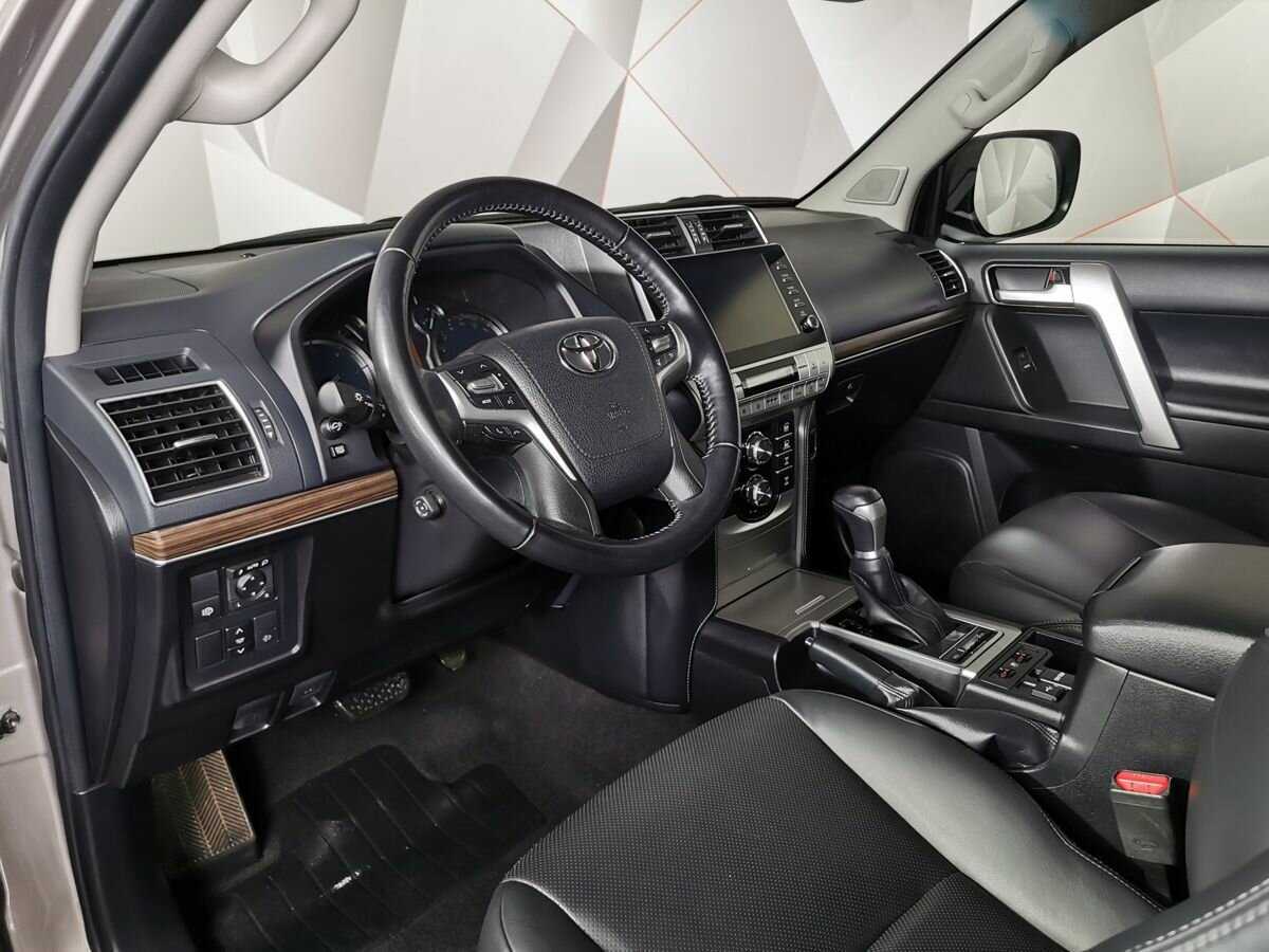 Toyota Land Cruiser Prado, 2020 Фото №14