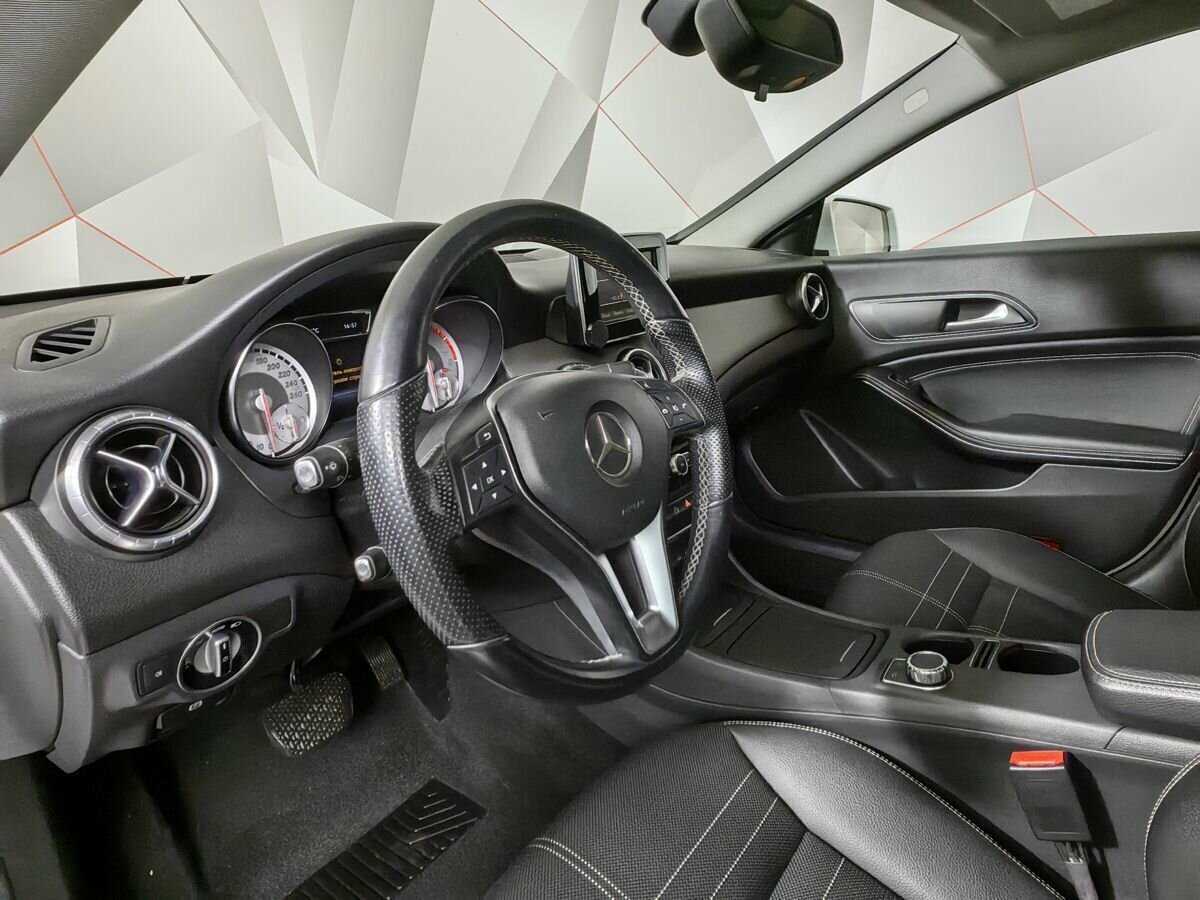 Mercedes-Benz CLA 200, 2013 Фото №14