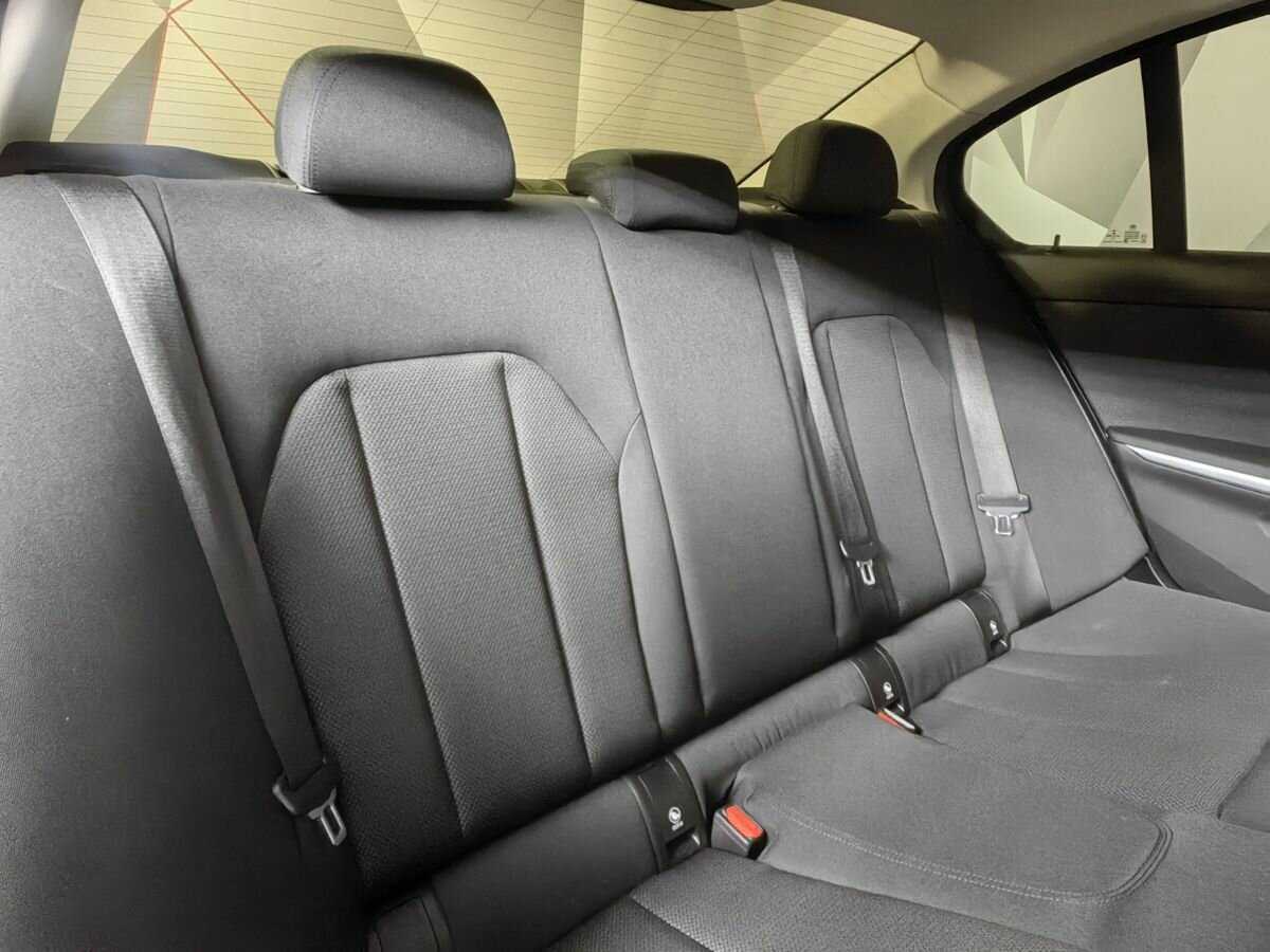 BMW 3 серии 318d, 2020 Фото №13