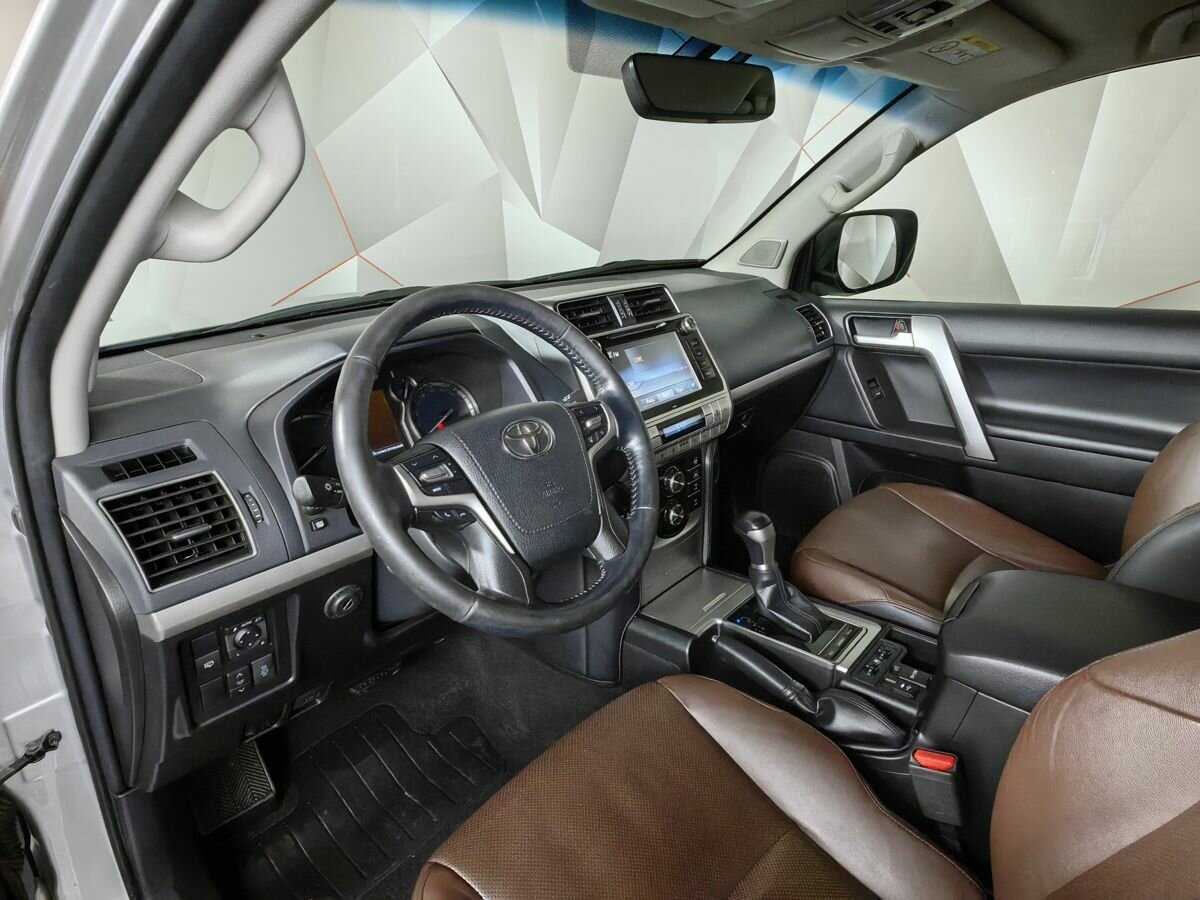 Toyota Land Cruiser Prado, 2017 Фото №14