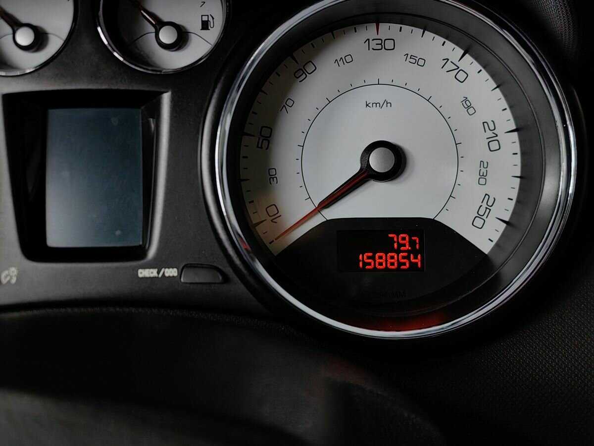 Peugeot 308, 2012 Фото №15