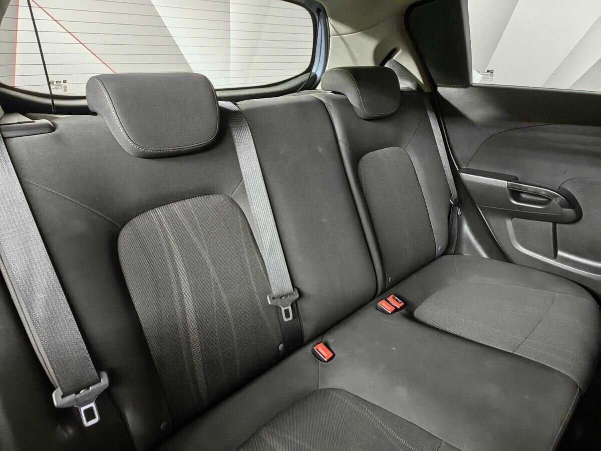 Chevrolet Aveo, 2012 Фото №13