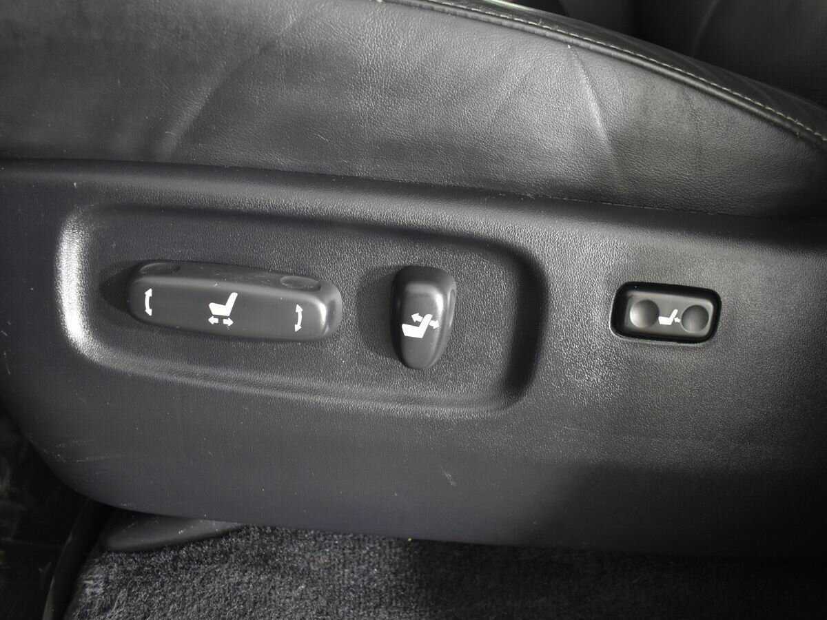 Toyota Land Cruiser, 2017 Фото №17