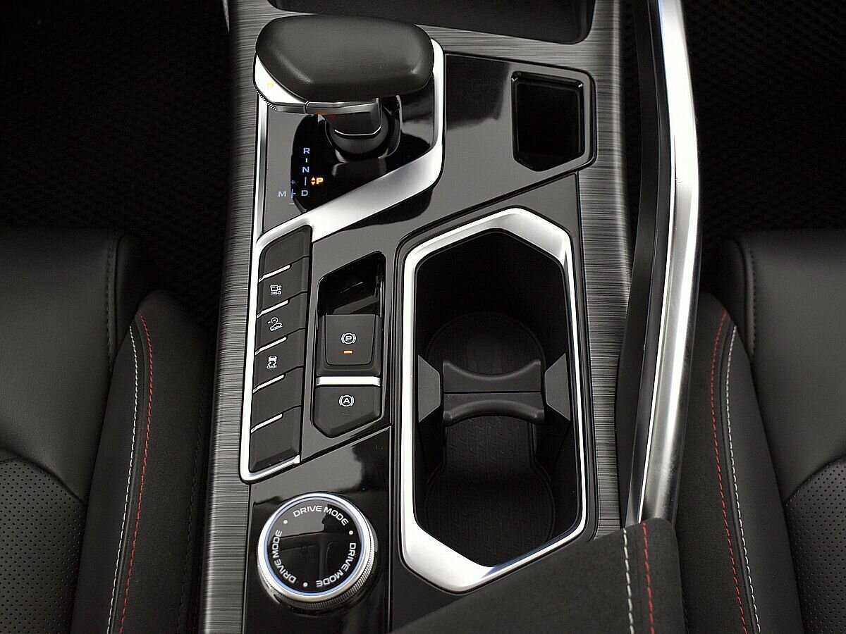 Geely Tugella, 2021 Фото №15