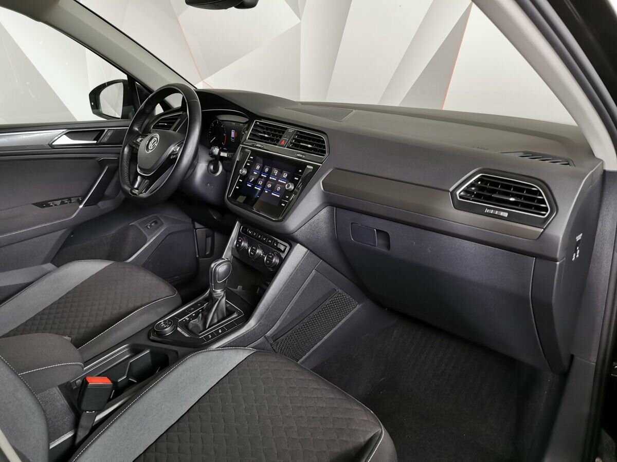 Volkswagen Tiguan, 2018 Фото №9