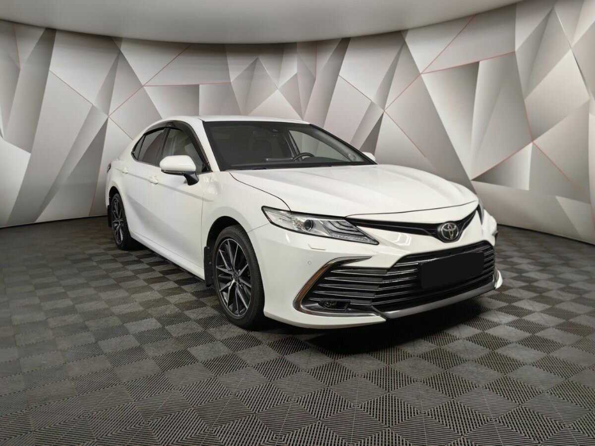 Toyota Camry, 2022 - 61 435 км. | Фото №3