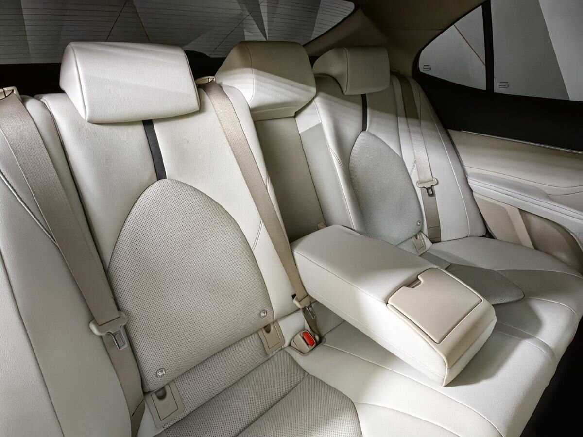 Toyota Camry, 2022 Фото №13