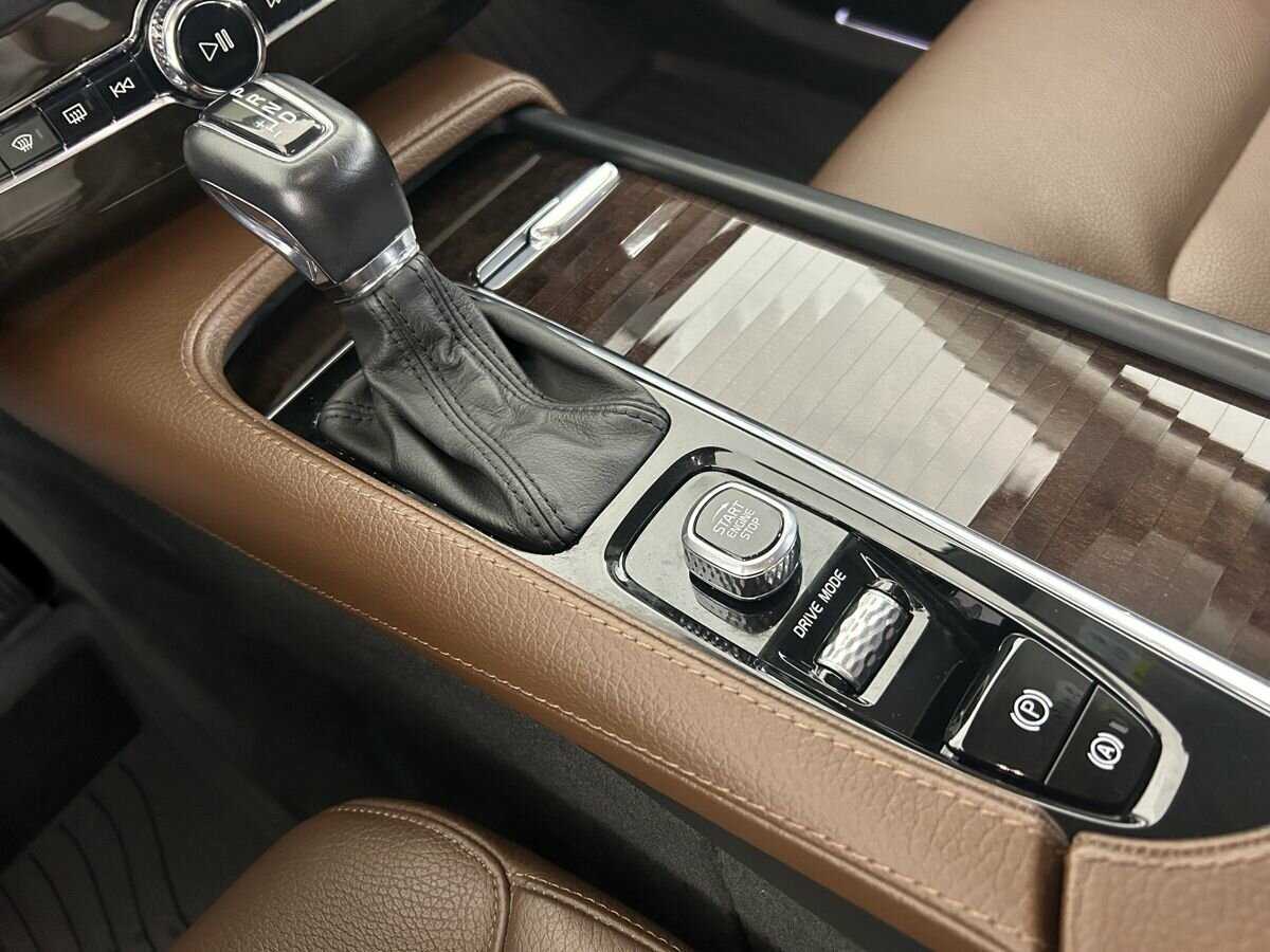 Volvo XC90, 2017 Фото №13