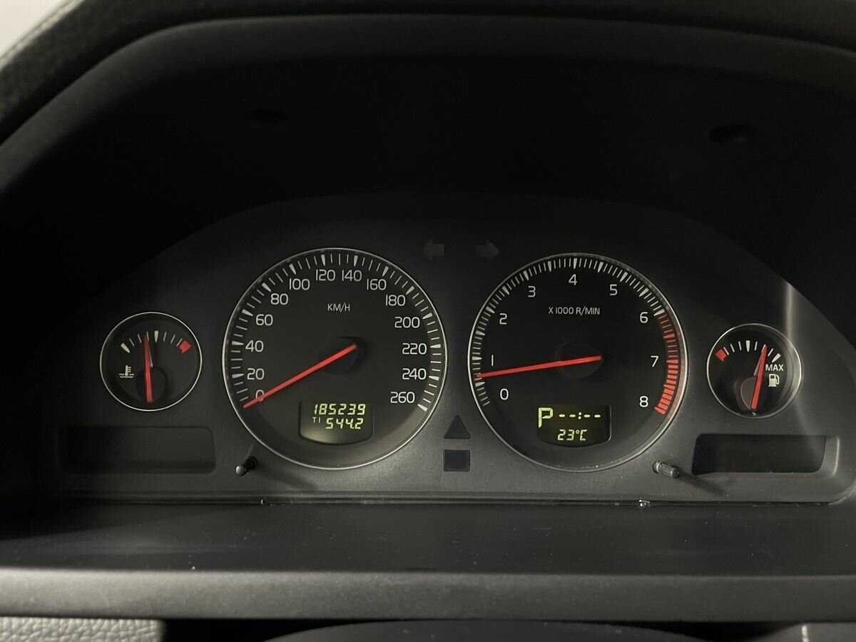 Volvo XC90, 2003 Фото №10