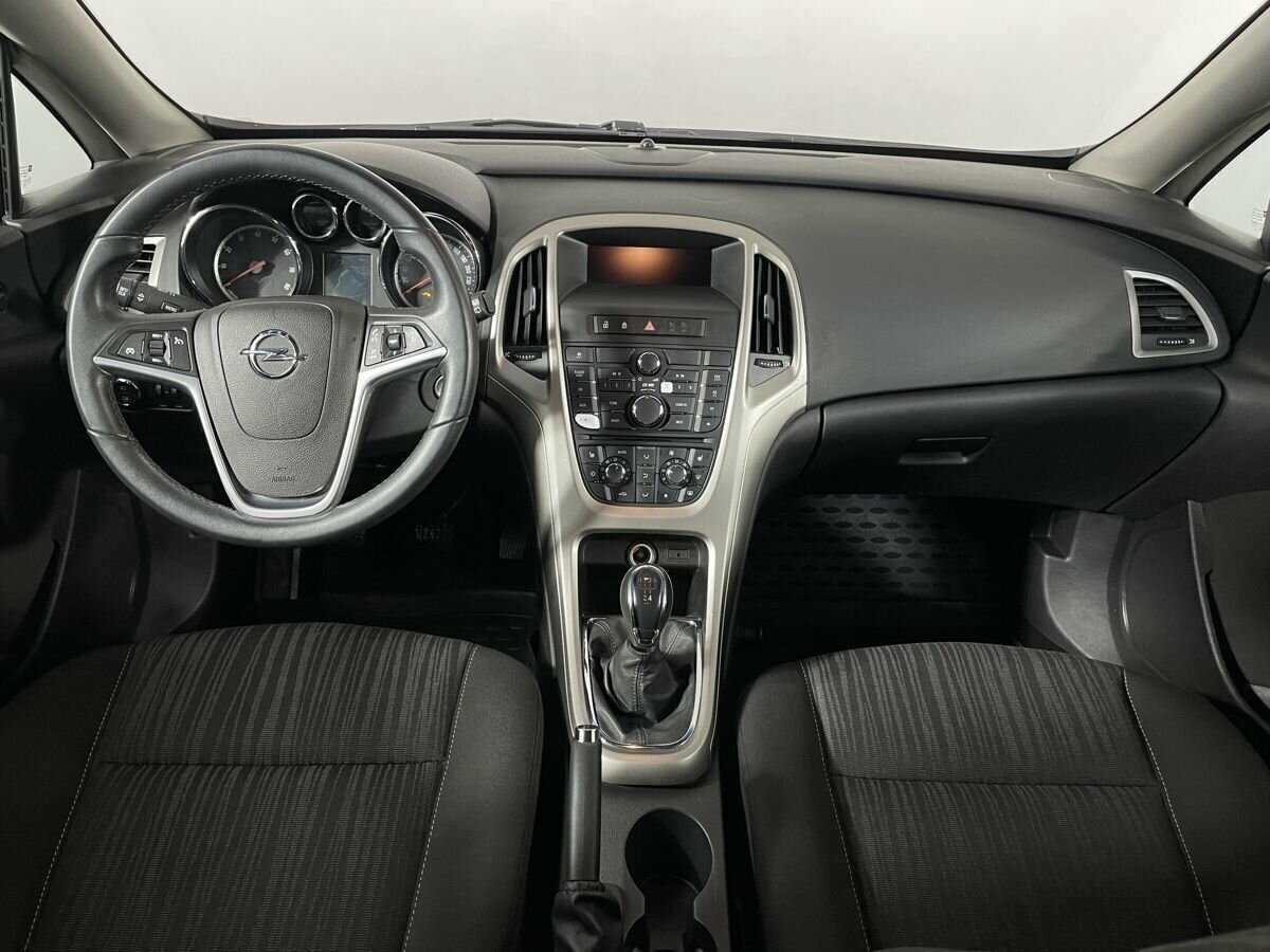 Opel Astra, 2010 - 137 598 км. | Фото №7