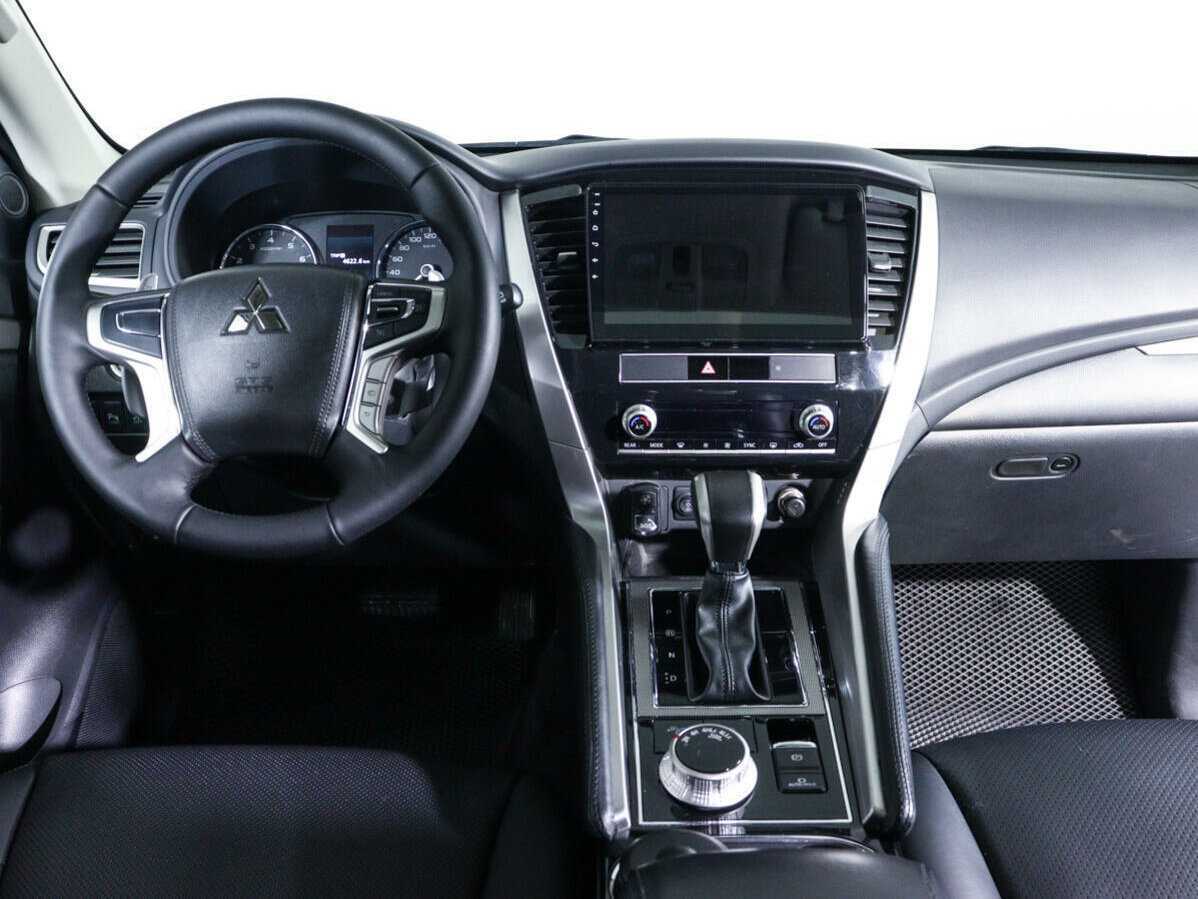 Mitsubishi Pajero Sport, 2020 Фото №10