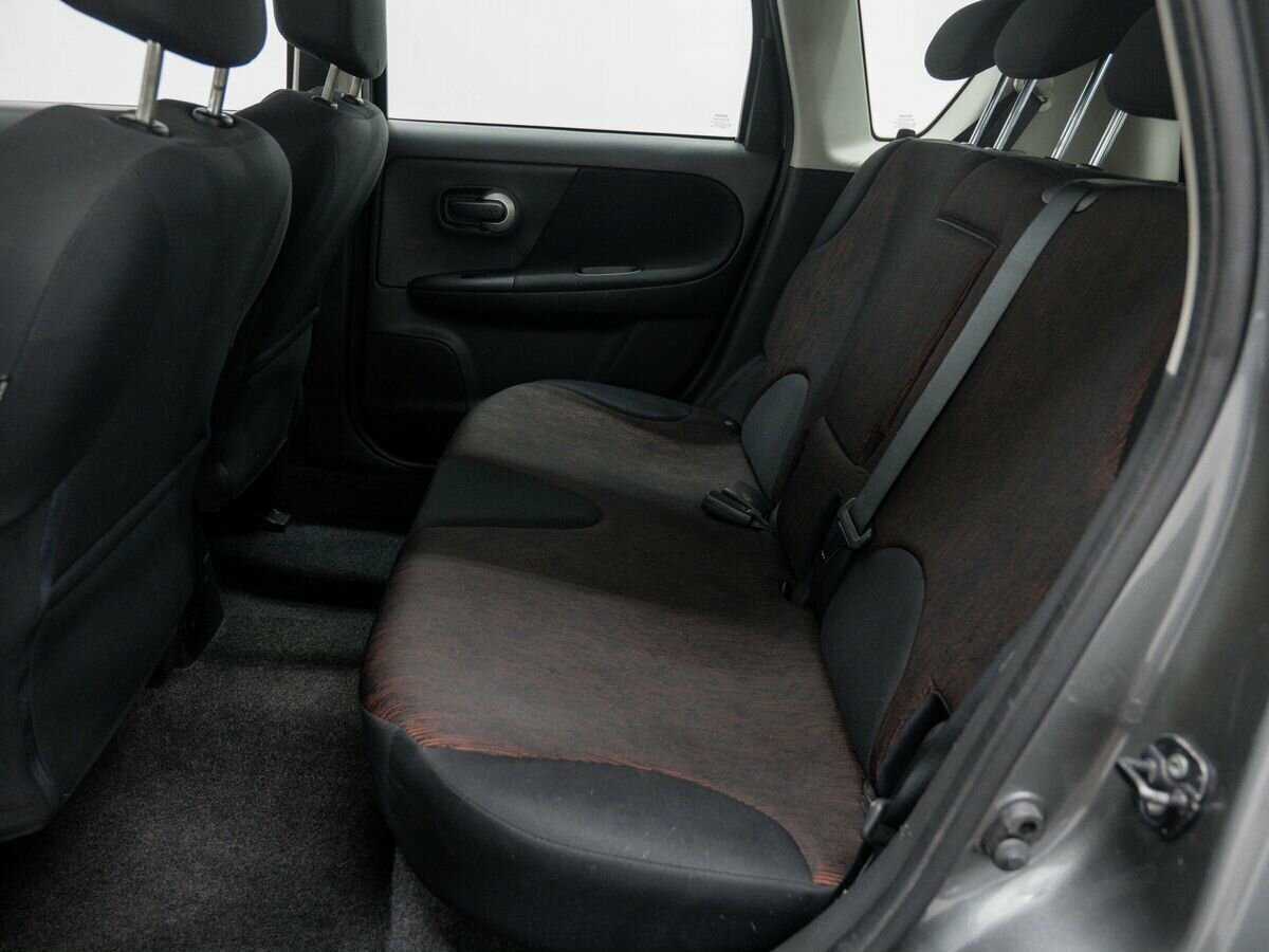 Nissan Note, 2011 Фото №12