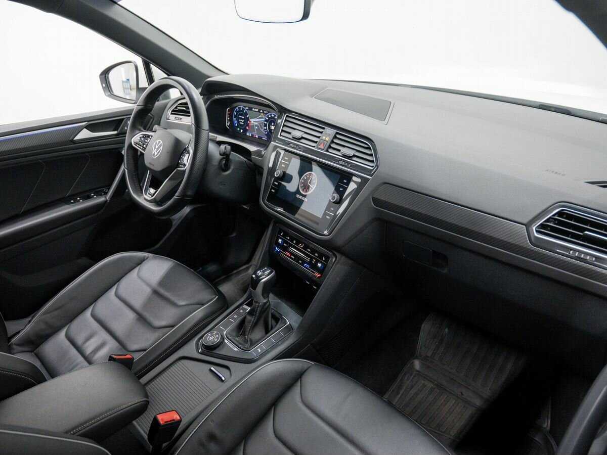 Volkswagen Tiguan, 2022 - 60 636 км. | Фото №7