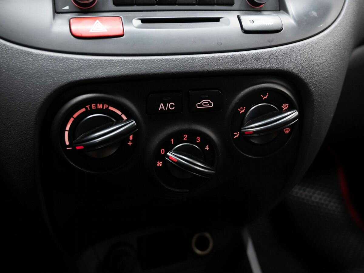 Kia Rio, 2011 Фото №18
