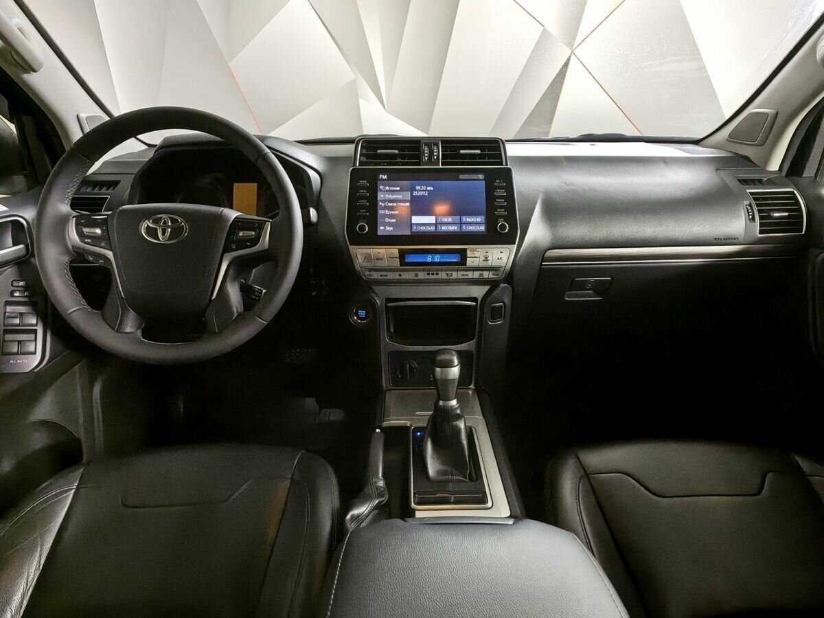 Toyota Land Cruiser Prado, 2020 Фото №10